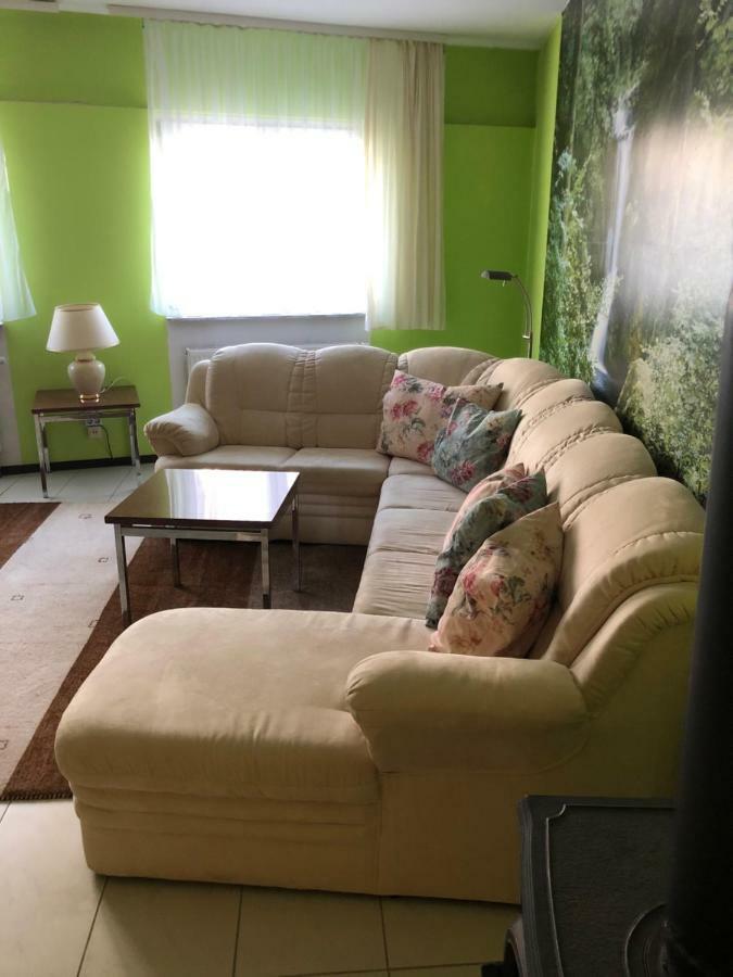 Einfache Monteurwohnung Mit Wlan Und Sat Tv, Netflix Frankweiler Εξωτερικό φωτογραφία